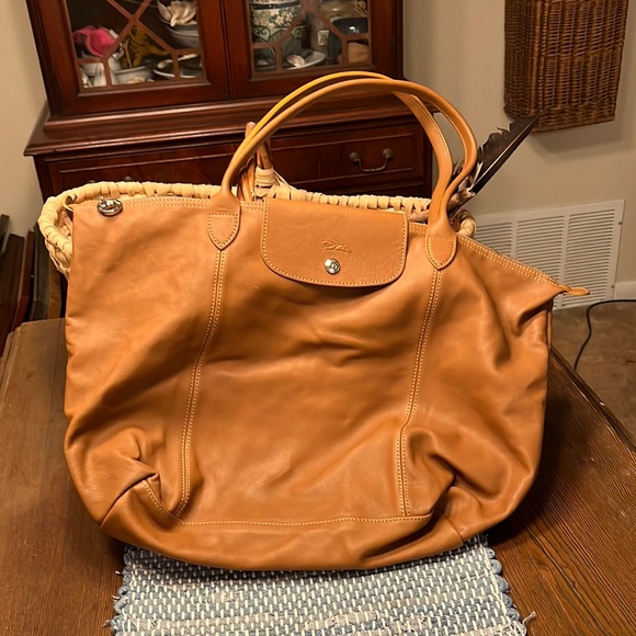Longchamp Handbags - Longchamp Le Pliage leather tote